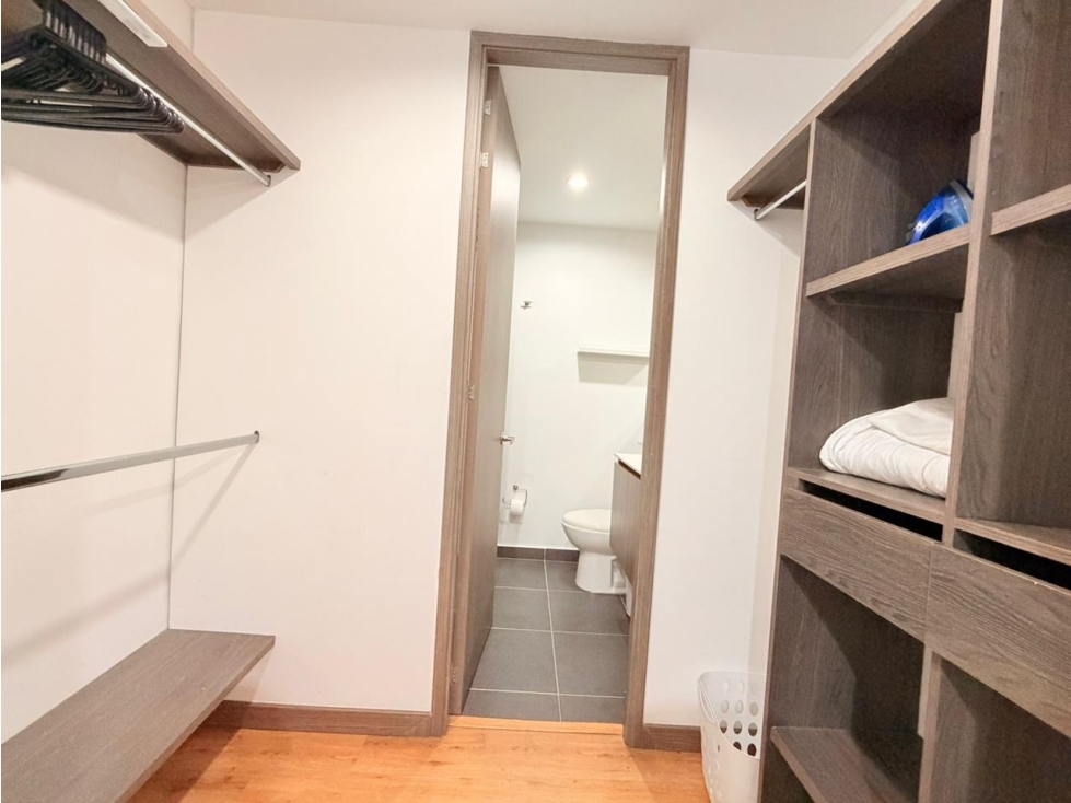 APARTAMENTO AMOBLADO SECTOR CIUDAD DEL RÍO MEDELLIN — foto 5