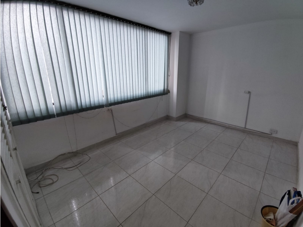 APARTAMENTO LA CANDELARIA CERCA PARQUE DE BOLIVAR — foto 2