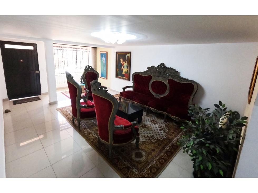 CASA CALASANZ CERCA ASILO SANTA ANA