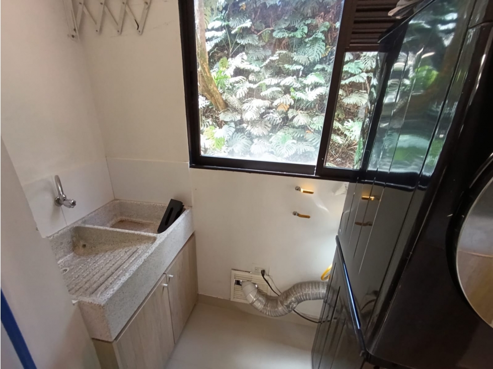 APARTAMENTO EL POBLADO CERCA CLUB CAMPESTRE — foto 6
