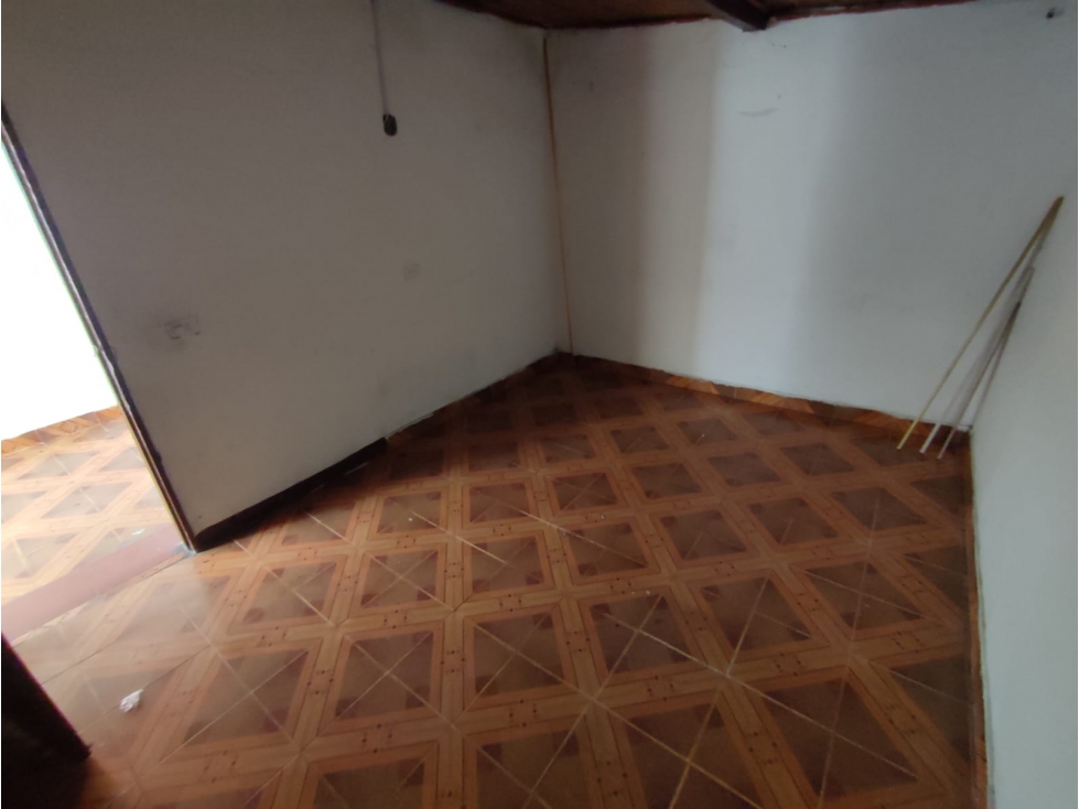 APARTAMENTO SECTOR ROBLEDO CERCA ESTACION GASOLINA TERPEL — foto 4