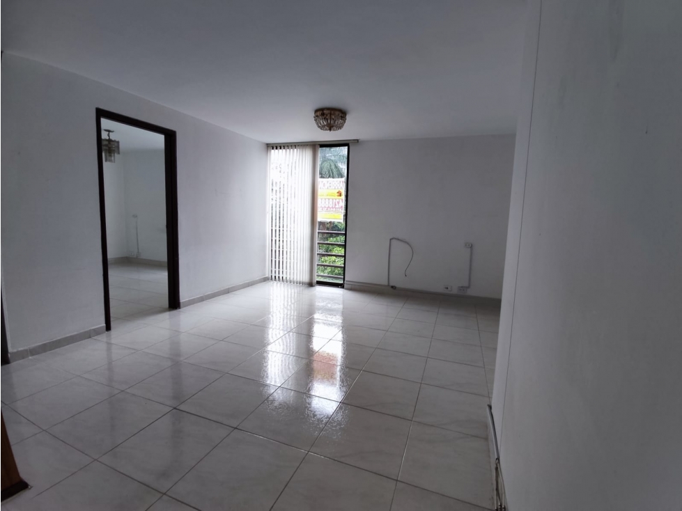 APARTAMENTO LA CANDELARIA CERCA PARQUE DE BOLIVAR