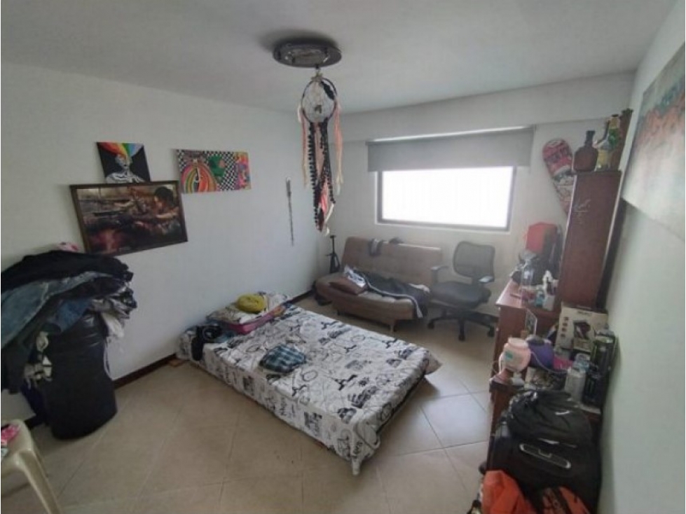 APARTAMENTO TERCER PISO CALASANZ CERCA AV. 80 — foto 2