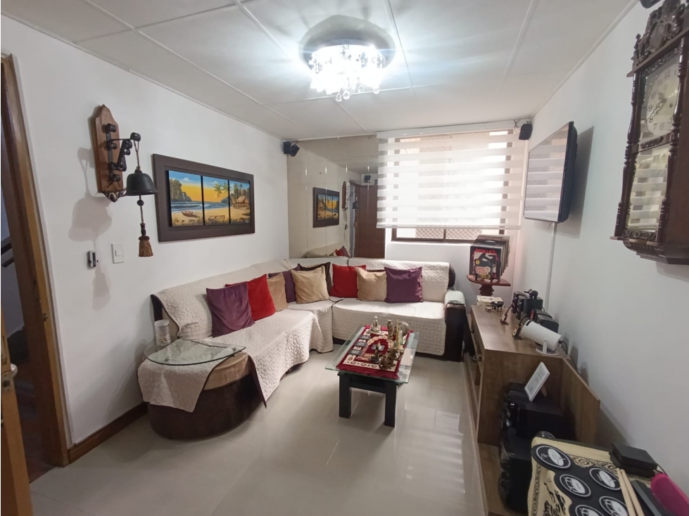 APARTAMENTO ENVIGADO CERCA CLÍNICA DE LA POLICÍA