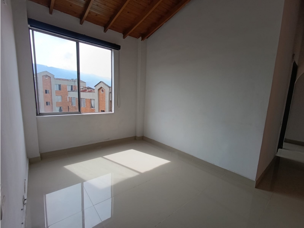 APARTAMENTO ROBLEDO CERCA UNIVERSIDAD ESUMER — foto 2