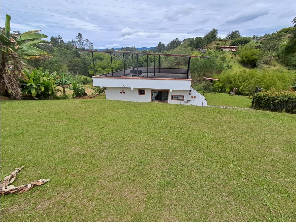 FINCA MUNICIPIO MARINILLA CERCA AUTOP. MEDELLÍN-BOGOTÁ