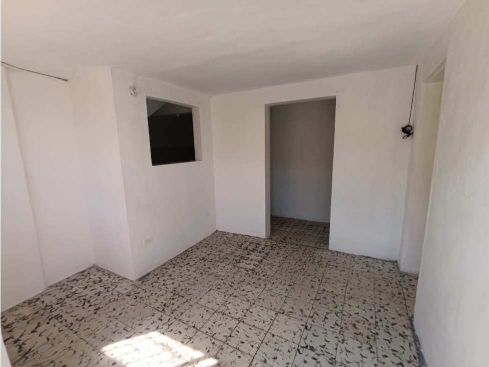 APARTAMENTO ROBLEDO CERCA I.E. TOMÁS CARRASQUILLA