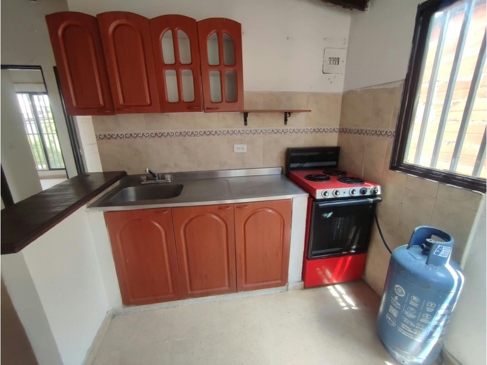 APARTAMENTO ROBLEDO CERCA COLEGIO FERRINI — foto 2