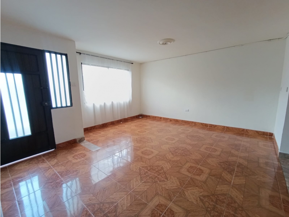 APARTAMENTO CASTILLA CERCA EST. POLICIA 12 DE OCTUBRE