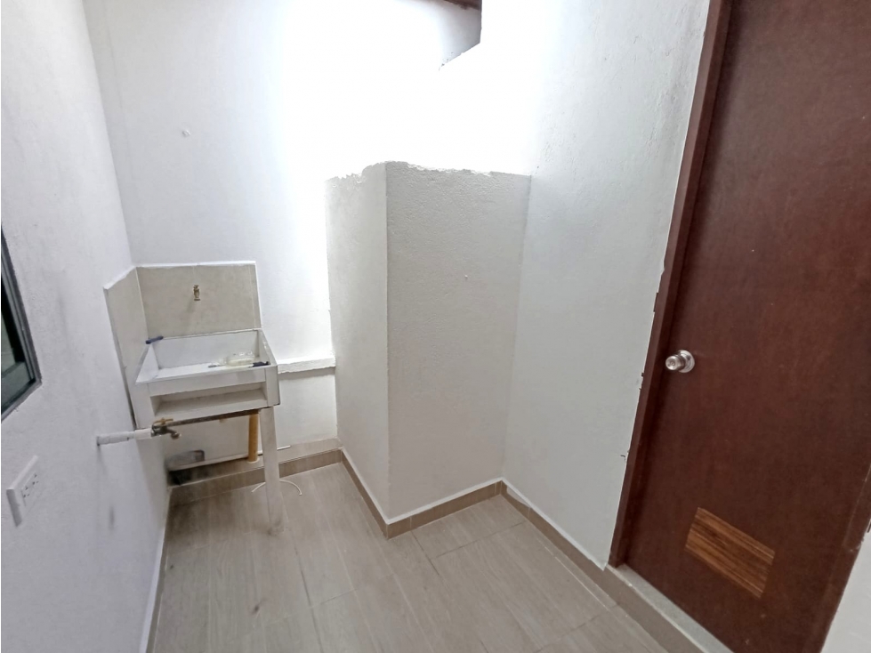 APARTAMENTO ROBLEDO CERCA UNIVERSIDAD ESUMER