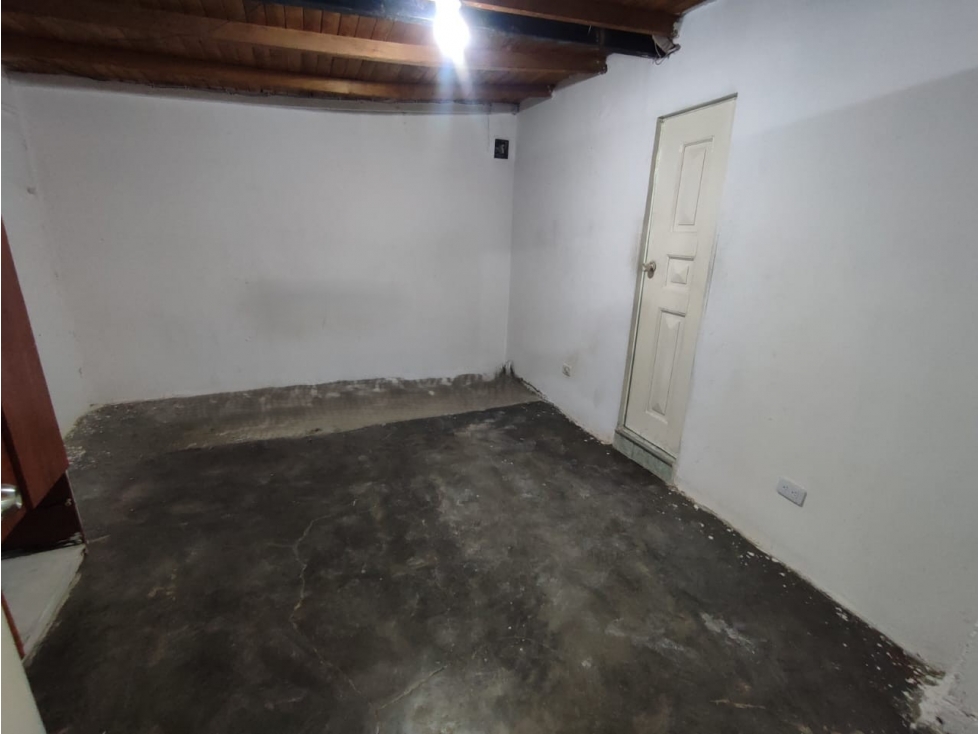 APARTAESTUDIO ROBLEDO CERCA MEDICINA LEGAL