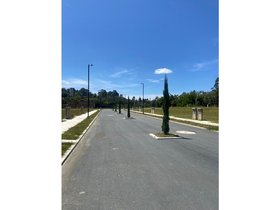 LOTE URBANIZADO MARINILLA CERCA AU. MEDELLÍN BOGOTA