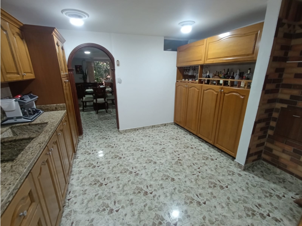 APARTAMENTO CALASANZ CERCA A LA IGLESIA EMAUS — foto 3