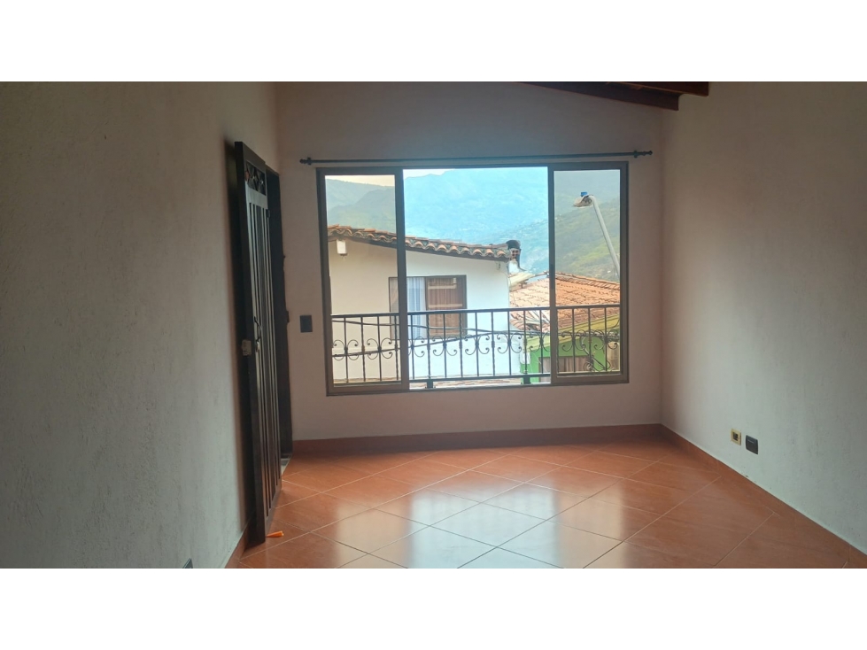 APARTAMENTO BELLO NIQUIA QUITA SOL