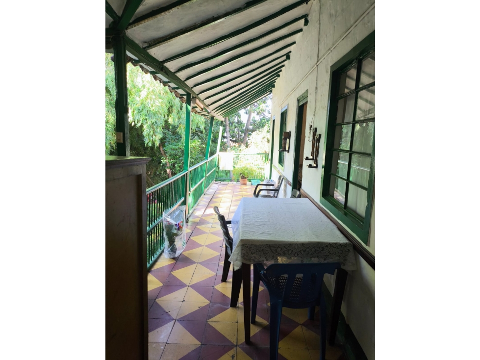CASA LOTE GIRARDOTA CERCA PARQUE PRINCIPAL