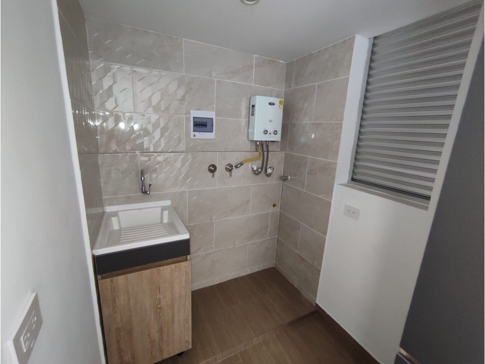 APARTAMENTO LA ESTRELLA CERCA COLEGIO CANADIENSE — foto 4