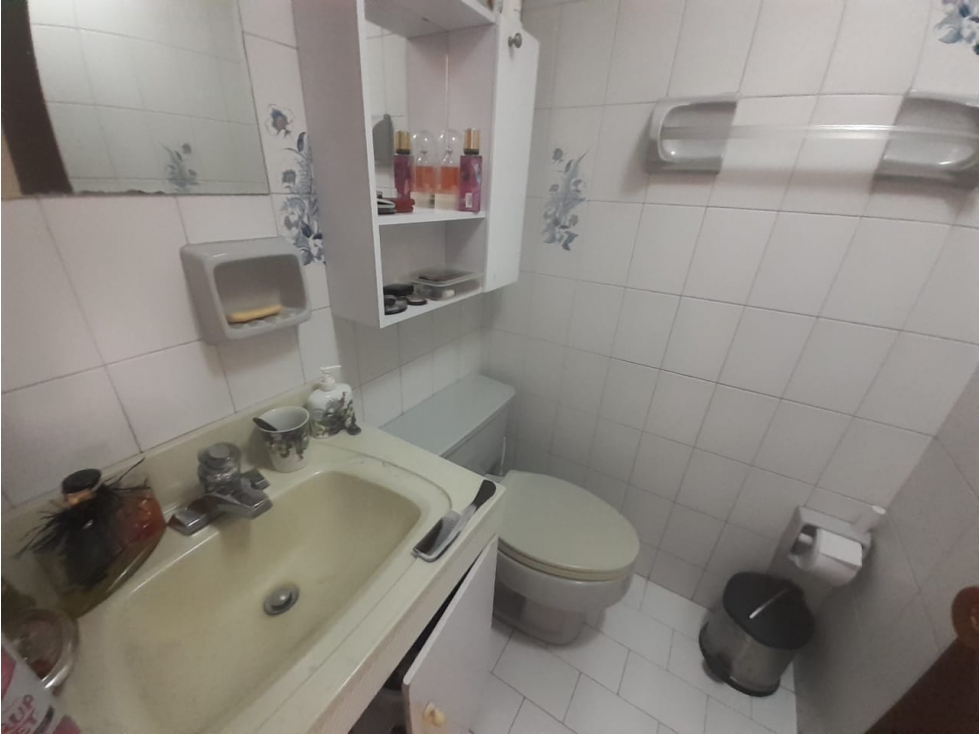 APARTAMENTO LOS COLORES CERCA CUARTA BRIGADA — foto 2