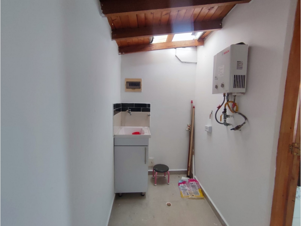 APARTAMENTO ROBLEDO CERCA PARQUE PRINCIPAL — foto 3