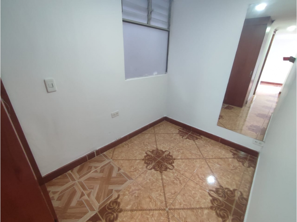 APARTAMENTO SAN DIEGO CERCA LOMA DEL INDIO — foto 2