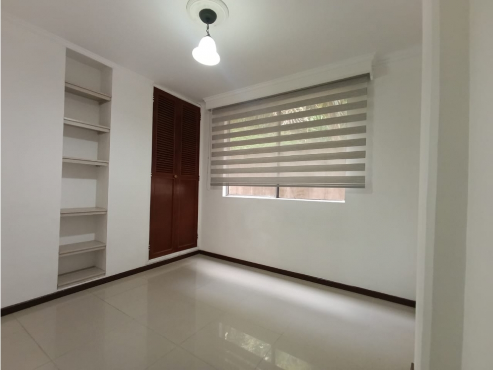 APARTAMENTO CALASANZ CERCA IGLESIA SAN MATÍAS APÓSTOL — foto 2