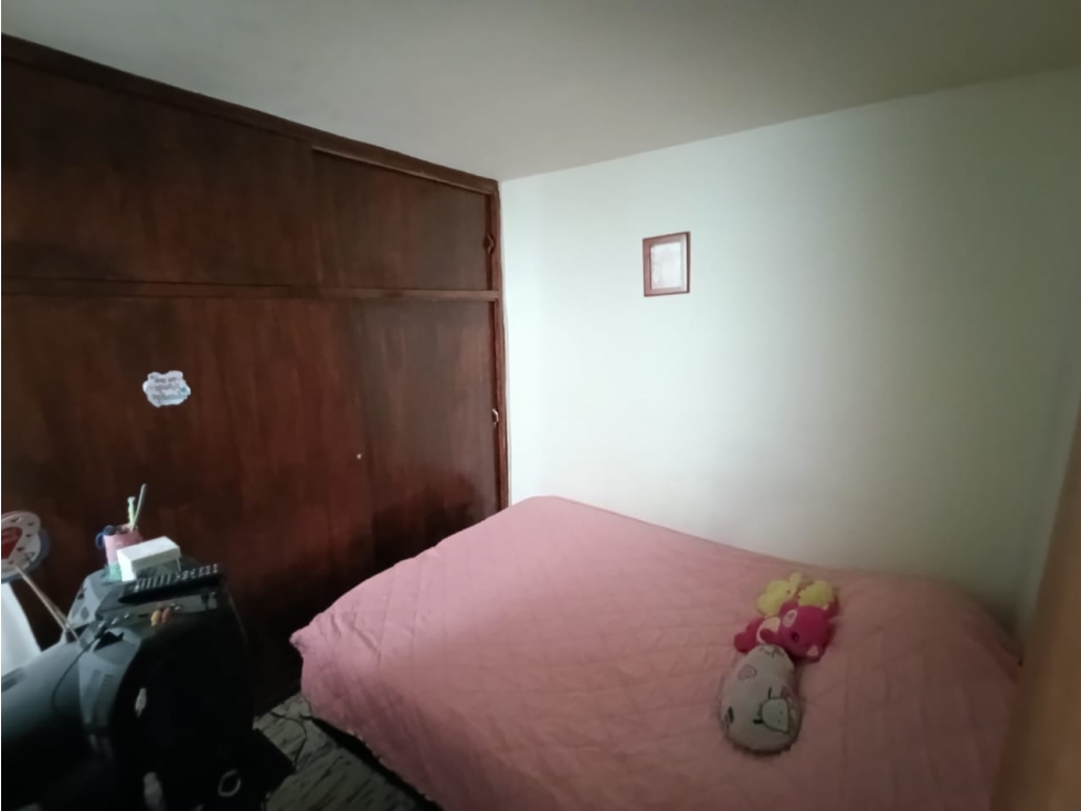 APARTAMENTO ROBLEDO CERCA SAN MARTÍN DE PORRAS — foto 3