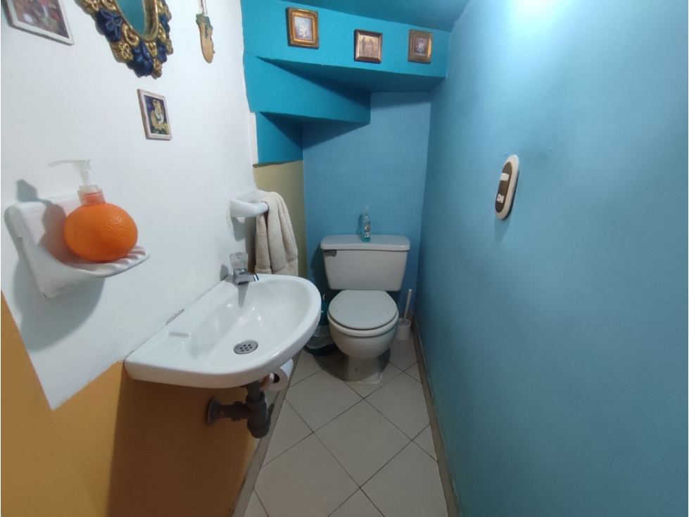 CASA UNIFAMILIAR ROBLEDO CERCA 7 LUNAS — foto 3