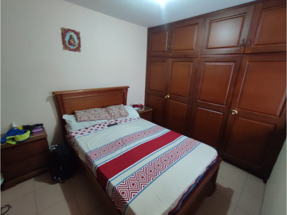 CASA DE TRES PISOS SAN ANTONIO DE PRADO CERCA PARQUE PRINCIPAL — foto 4
