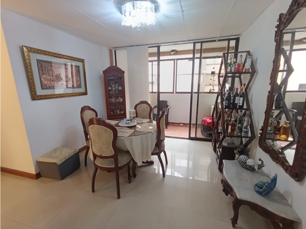 APARTAMENTO ENVIGADO CERCA CLÍNICA DE LA POLICÍA — foto 2