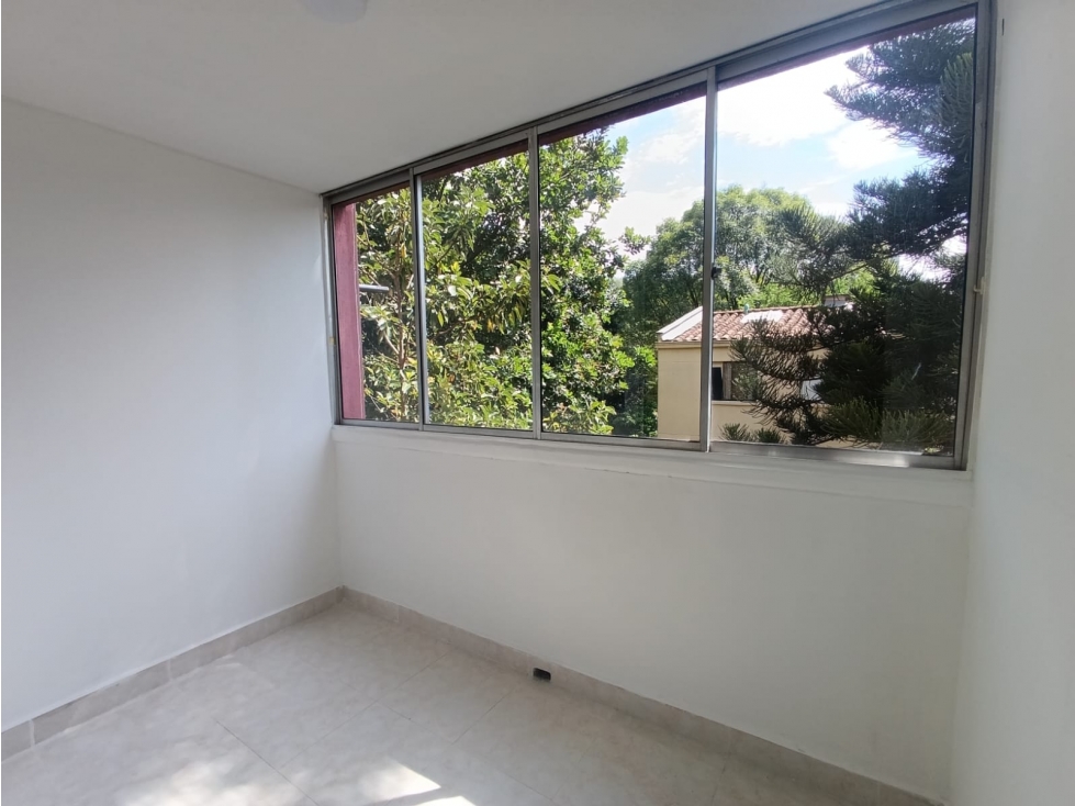 APARTAMENTO CALASANZ CERCA REFUGIO SANTA ANA — foto 2