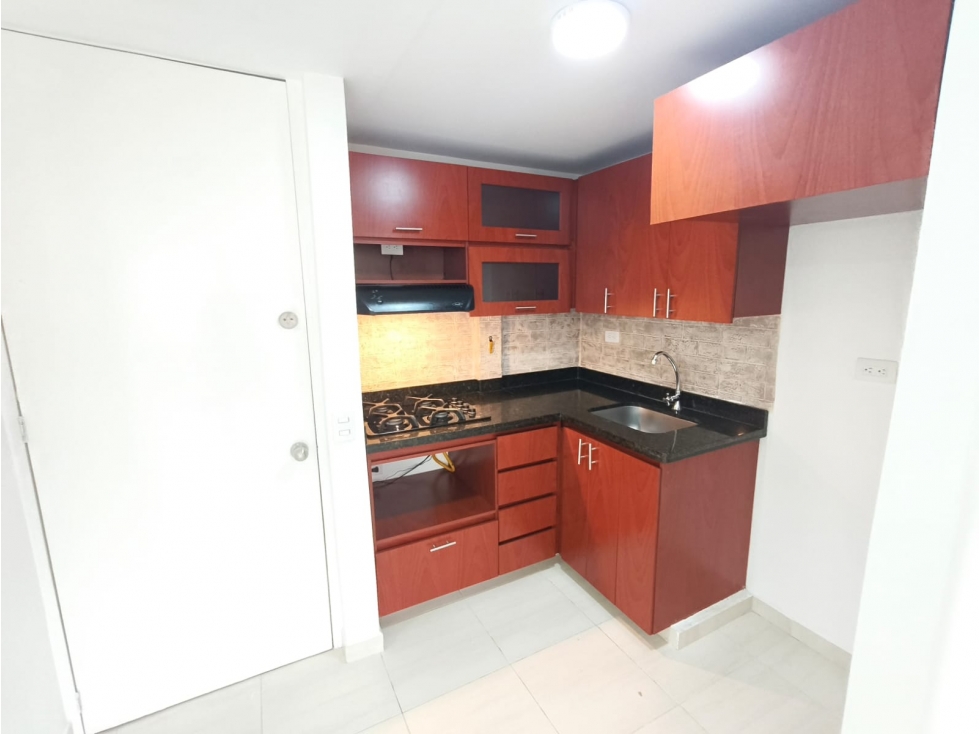 APARTAMENTO ROBLEDO CERCA ZONA COMERCIAL LA CAMPIÑA