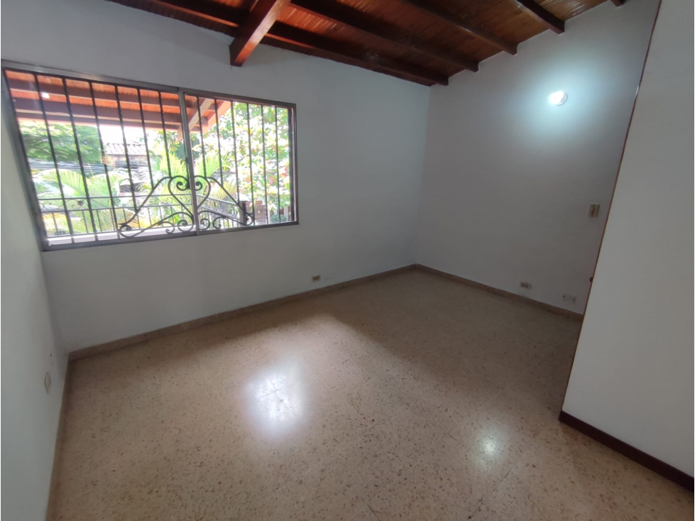 CASA UNIFAMILIAR CALASANZ CERCA REFUGIO SANTA ANA — foto 3