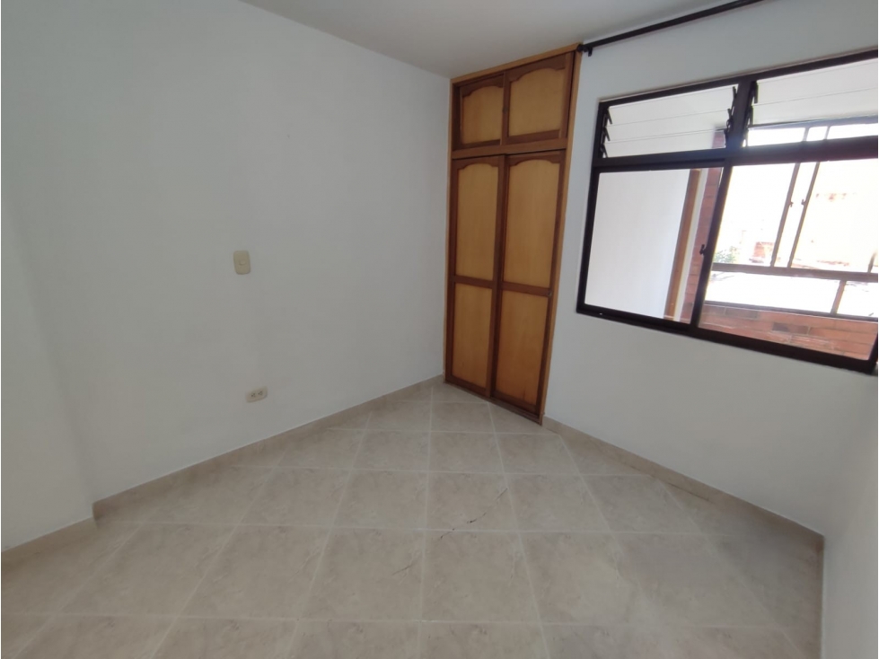 APARTAMENTO LA FLORESTA CERCA AV. 80 — foto 5