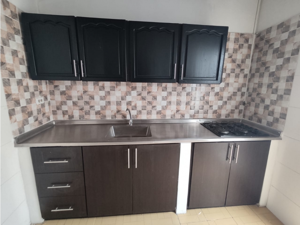 APARTAMENTO CAMPO VALDES CERCA HOSPITAL INFANTIL — foto 3