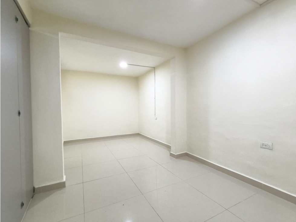APARTAMENTO ROBLEDO PALENQUE CERCA I.E TOMÁS CARRASQUILLA — foto 2