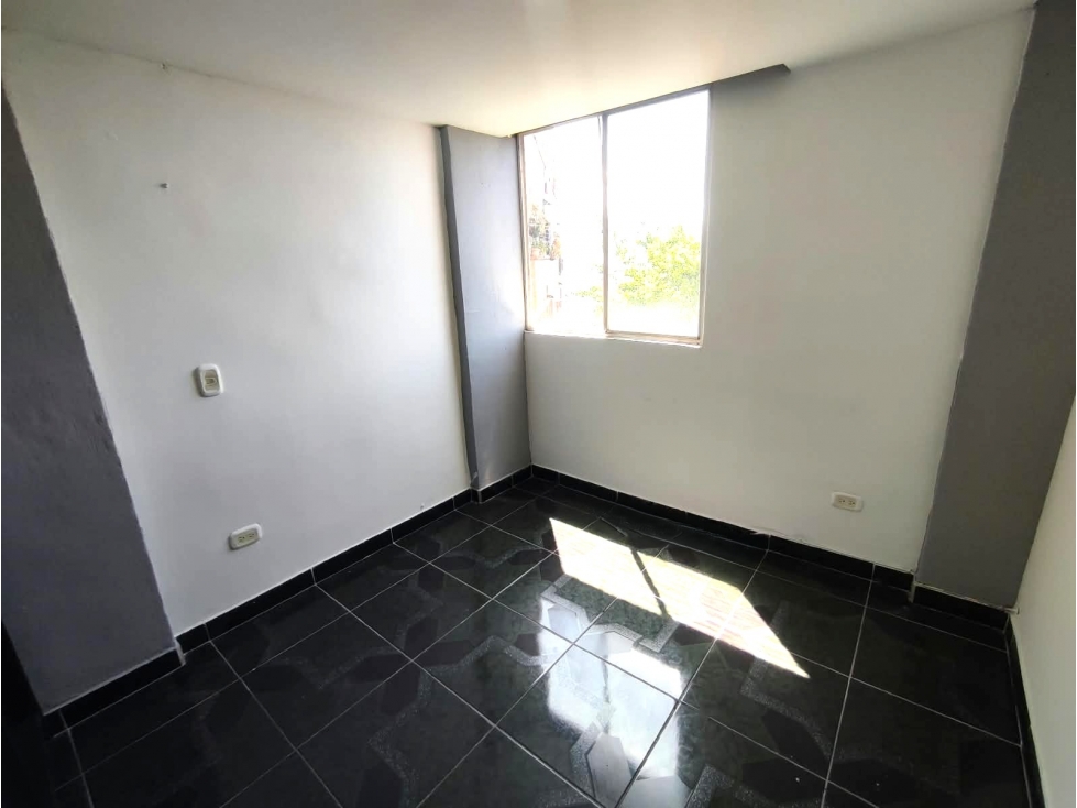 APARTAMENTO ROBLEDO CERCA UVA LOS GUAYACANES — foto 2
