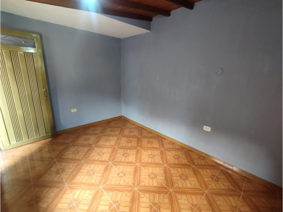 CASA MANRIQUE CERCA I.E. SAN JUAN BAUTISTA — foto 4