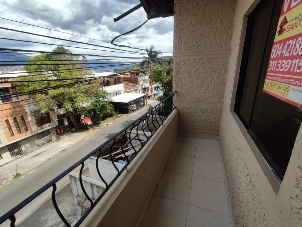 CASA ROBLEDO CERCA H. PABLO TOBÓN URIBE