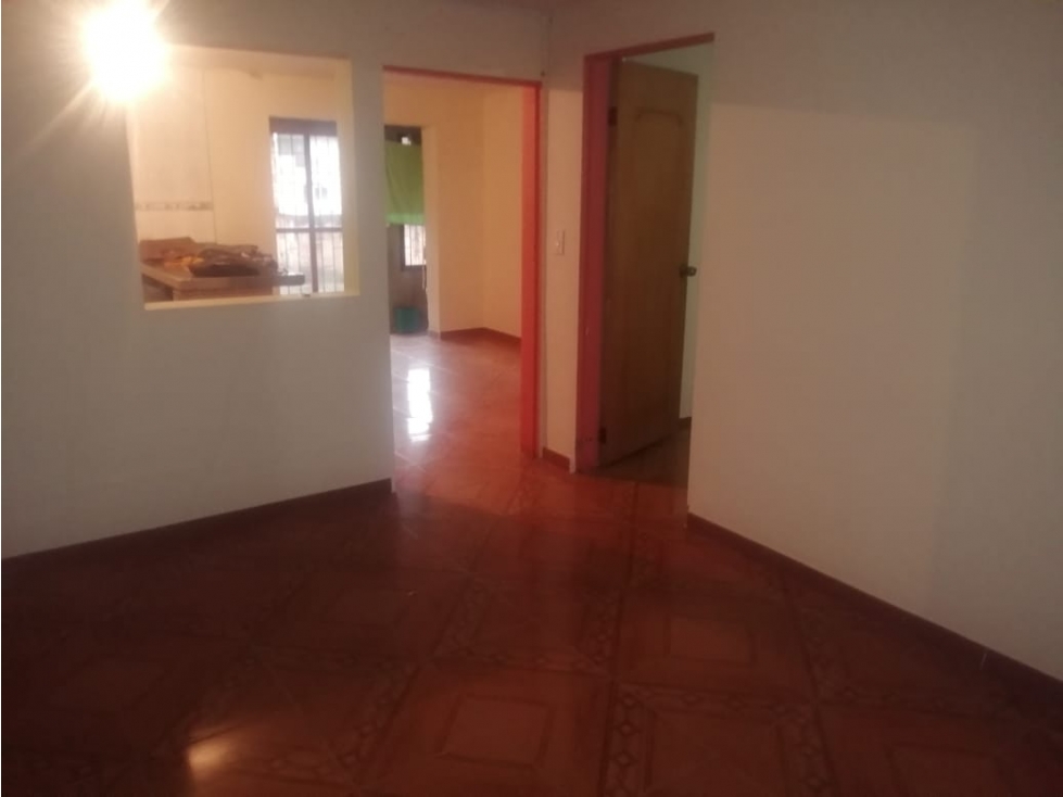 CASA MANRIQUE LA SALLE CERCA I.E. SAN JUAN BAUTISTA — foto 3