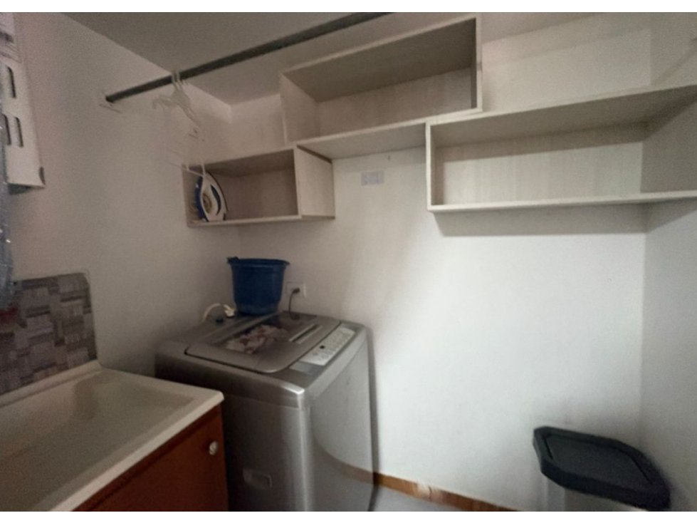 APARTAMENTO SECTOR BELLO CERCA CAI VALADARES — foto 4