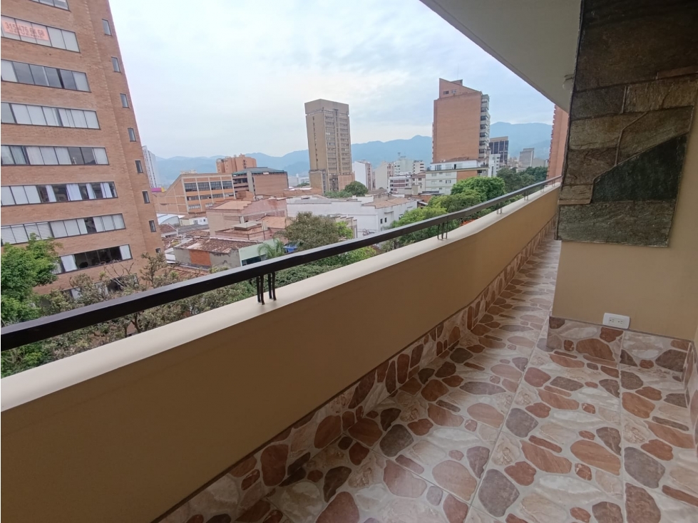 PENTHOUSE DIVIDIDO EN DOS APARTAMENTOS SECTOR CENTRO AV. LA PLAYA — foto 3