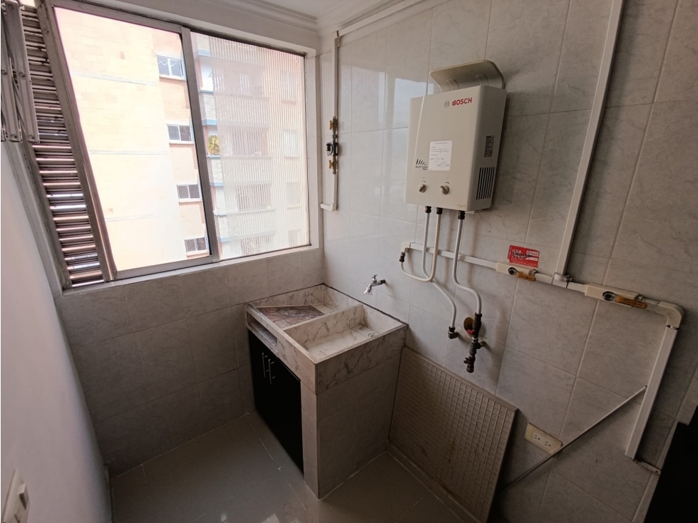 APARTAMENTO ROBLEDO CERCA UNIVERSIDAD ESUMER — foto 4