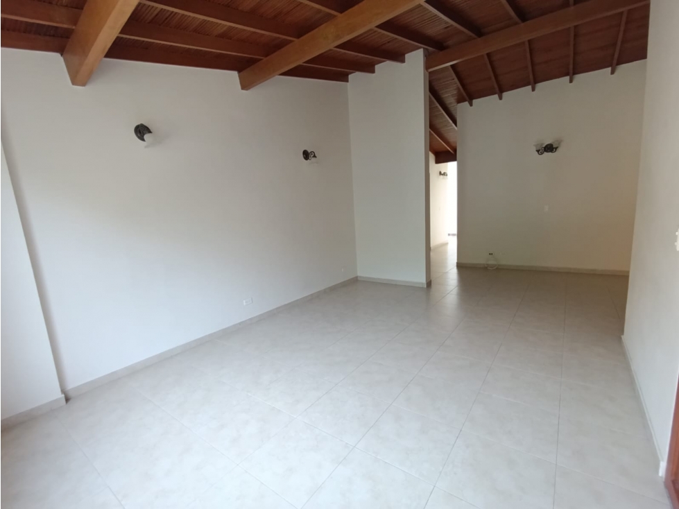 CASA CALASANZ CERCA REFUGIO SANTA ANA — foto 2