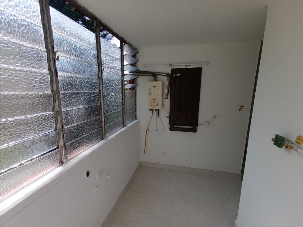 APARTAMENTO CALASANZ CERCA REFUGIO SANTA ANA — foto 3