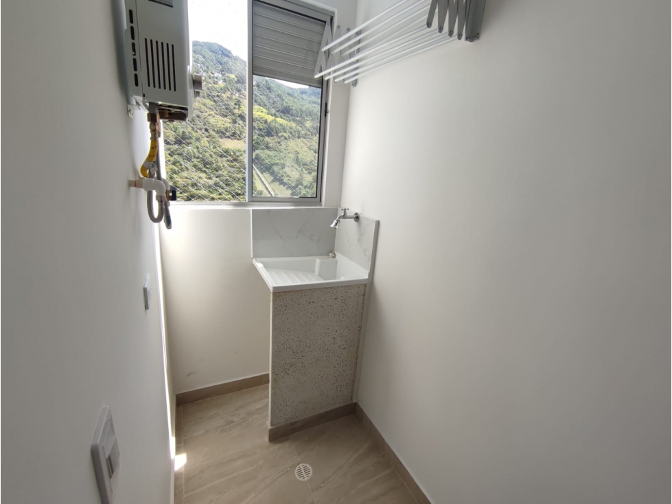 APARTAMENTO NIQUIA CERCA BATALLÓN PEDRO NEL OSPINA — foto 3