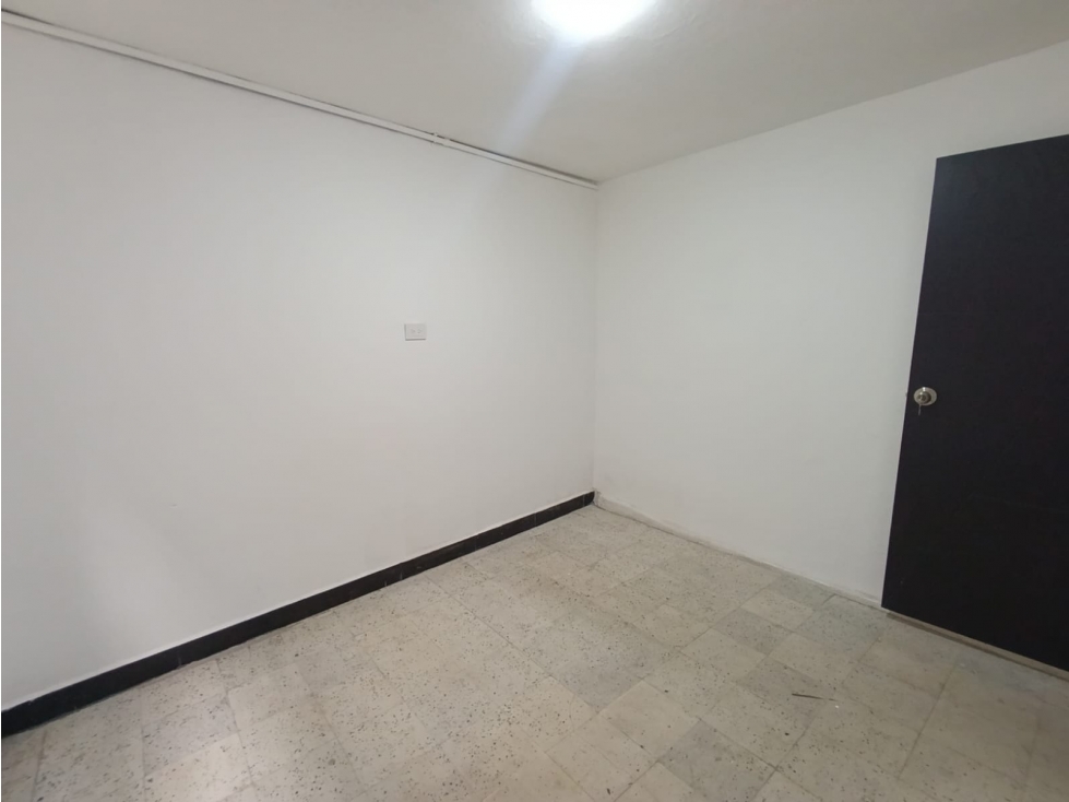 APARTAMENTO SAN JAVIER CERCA IGLESIA DEL DIVINO NIÑO — foto 4