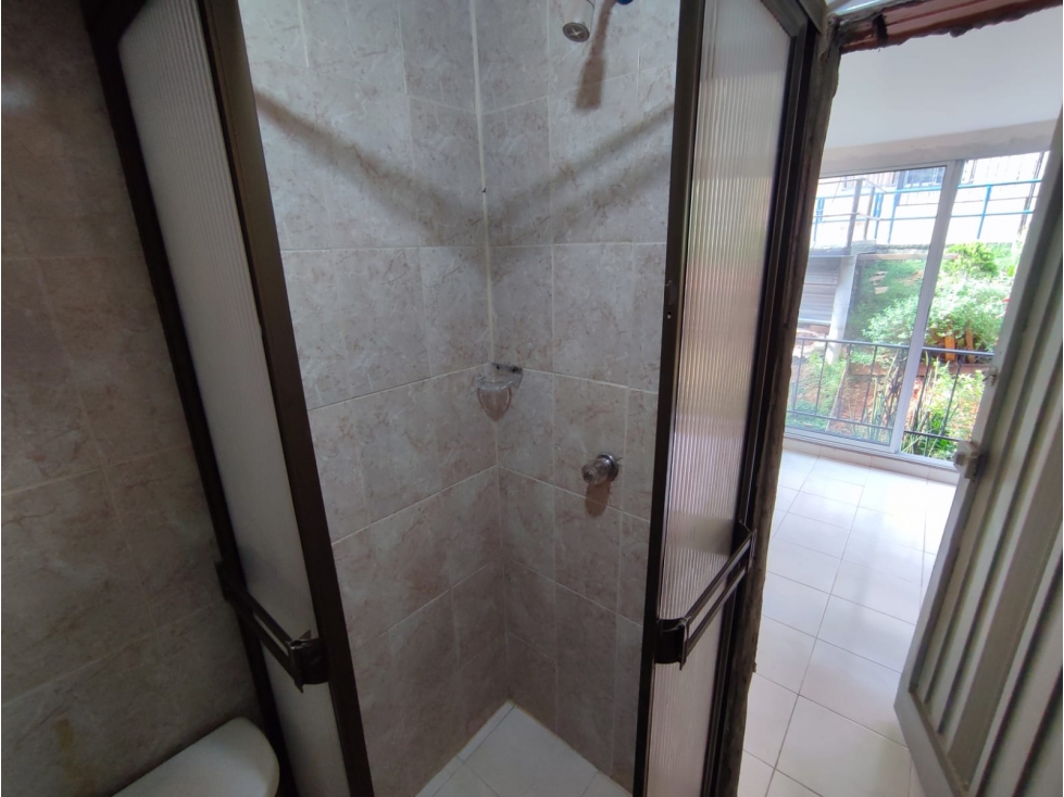APARTAESTUDIO CALASANZ CERCA UNID. COLORES DE CALASANIA — foto 4