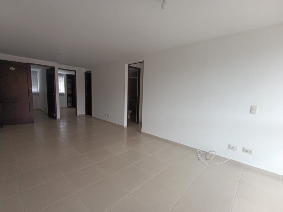 APARTAMENTO ESTADIO CERCA EST. METRO FLORESTA — foto 3