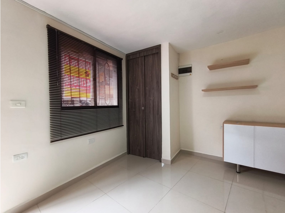 APARTAMENTO ROBLEDO PALENQUE CERCA I.E TOMÁS CARRASQUILLA — foto 3
