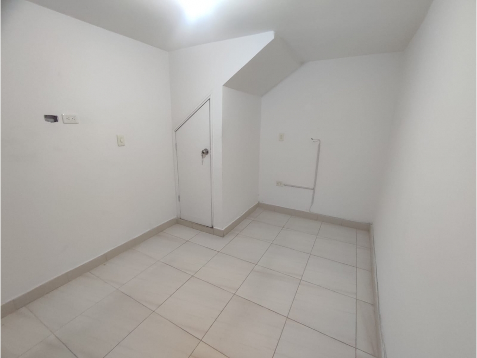APARTAMENTO LA AMÉRICA CERCA UNID. DEPORTIVA SANTA LUCÍA EL DANUBIO — foto 3