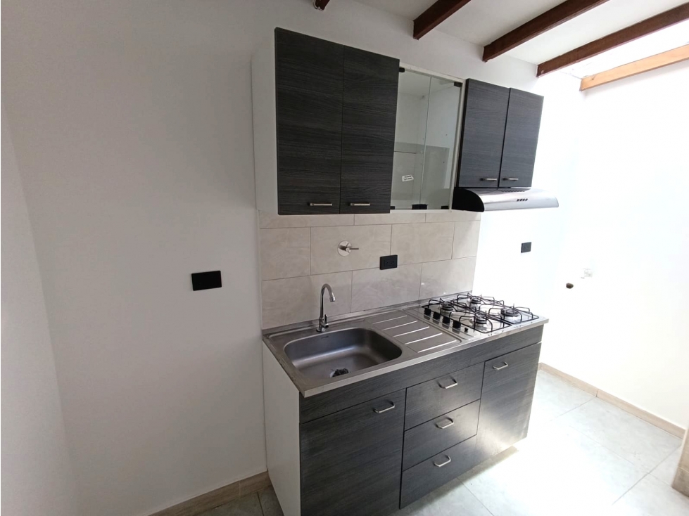 APARTAMENTO EL DIAMANTE CERCA AV. 80 — foto 3
